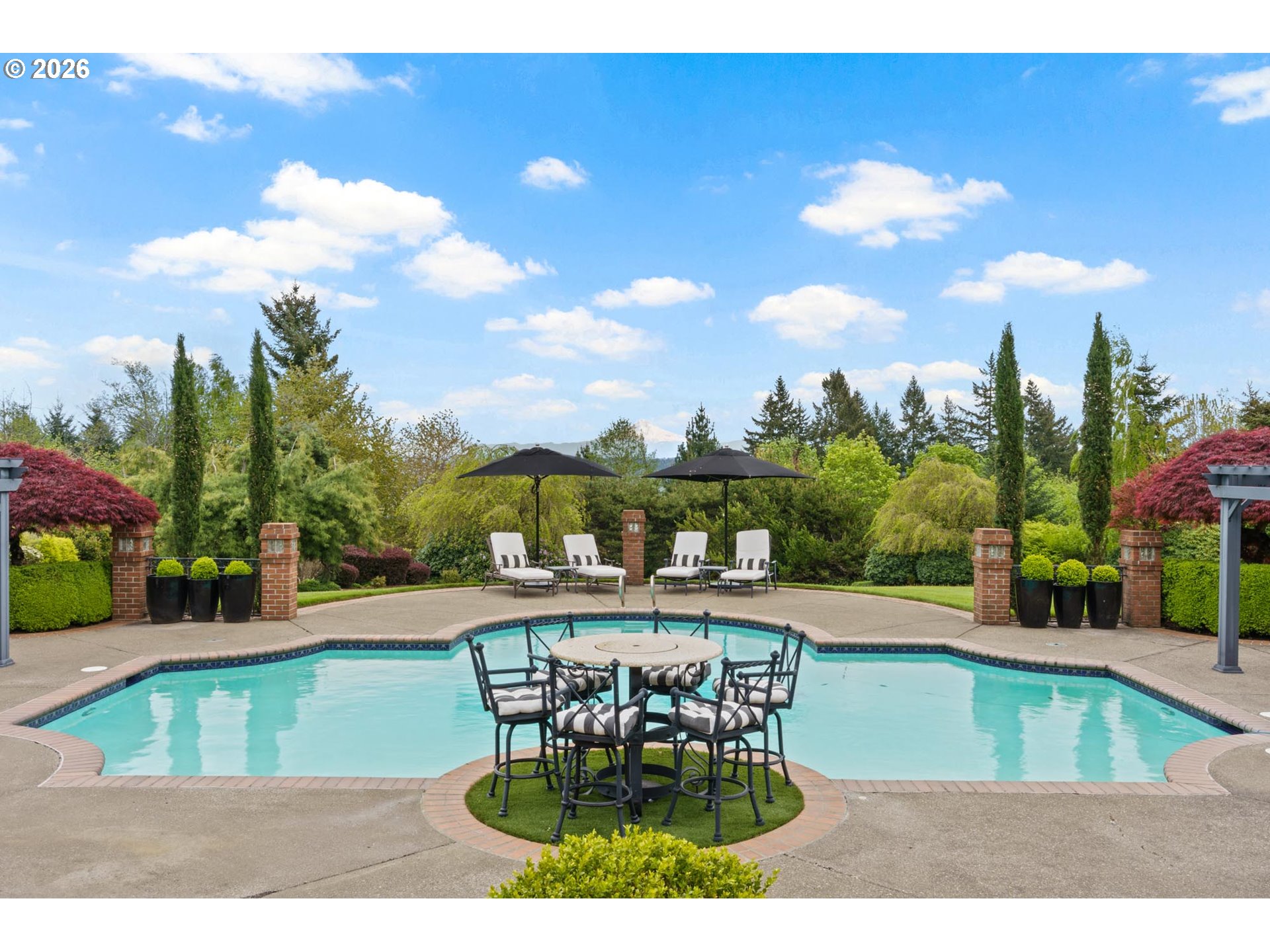 24770 Southwest Valley View Road West Linn, OR 97068 - Photo 20 of 47