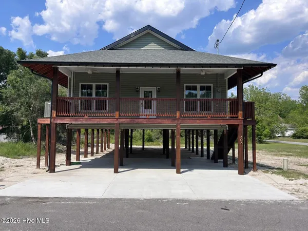 $289,000 | 303 East Jones Street, Trenton, NC 28585