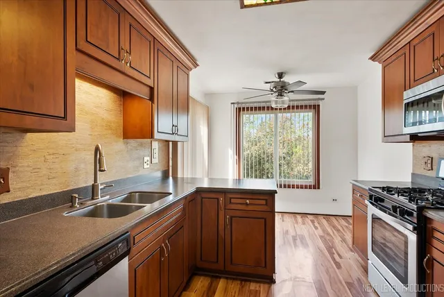 $235,000 | 7000 Sussex Court, Unit 204, Woodridge, IL 60517