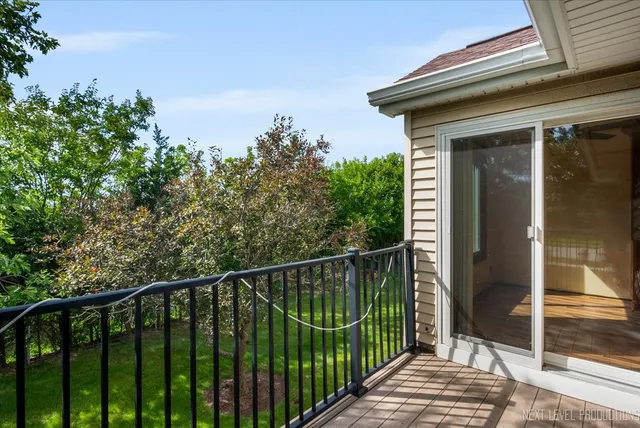 $235,000 | 7000 Sussex Court, Unit 204, Woodridge, IL 60517