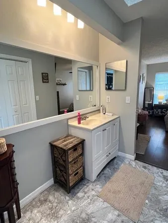 $2,500 | 724 Fortuna Drive, Brandon, FL 33511