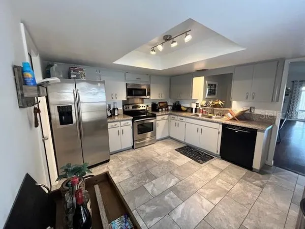 $2,500 | 724 Fortuna Drive, Brandon, FL 33511