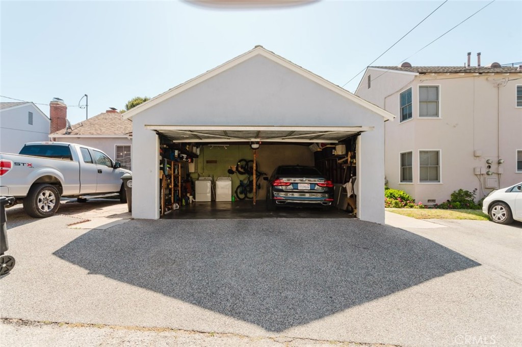 817 North Verdugo Road Glendale, CA 91206 - Photo 40 of 44