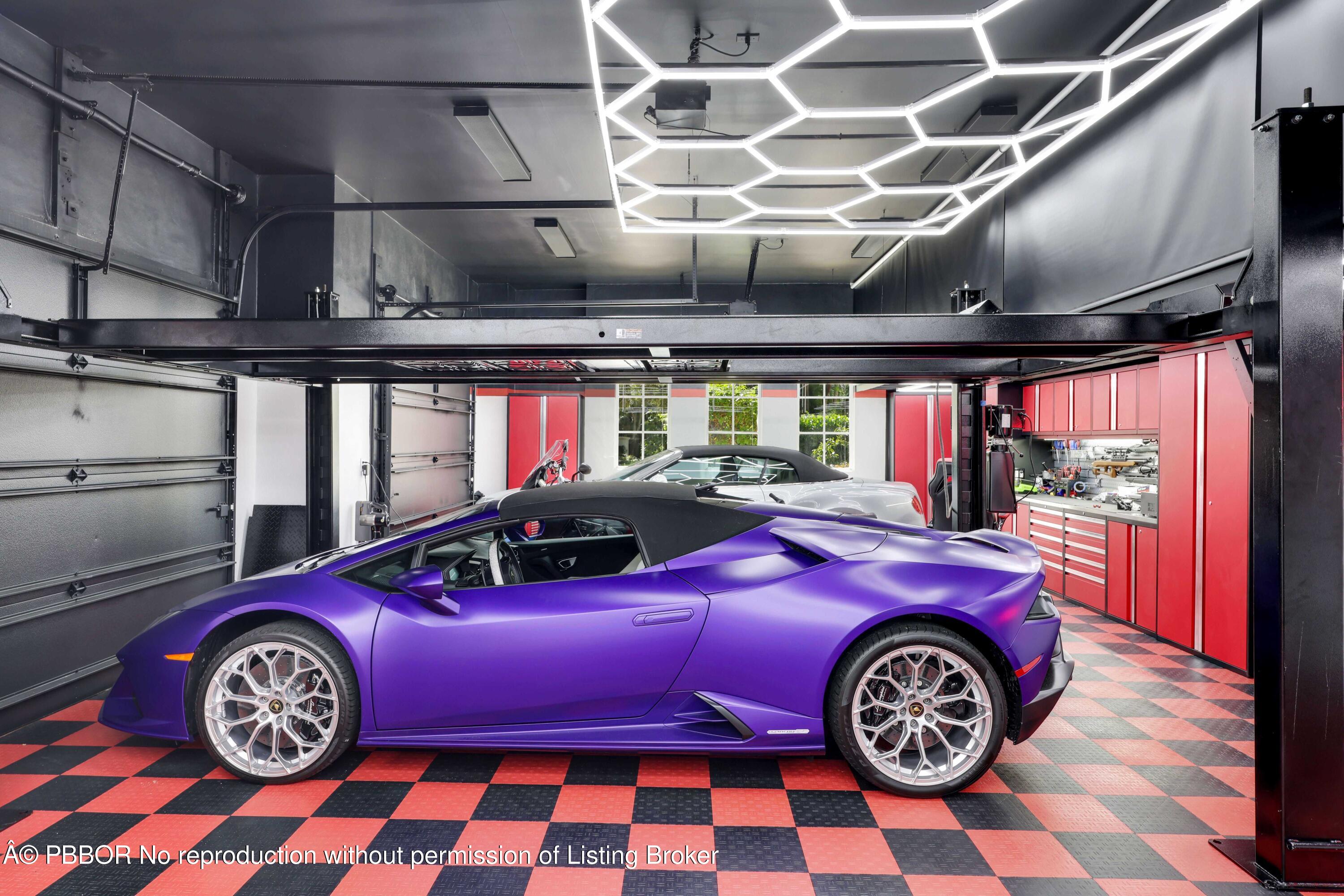 317 Old Jupiter Beach Road Jupiter, FL 33477 - Photo 41 of 55 4-Car Garage