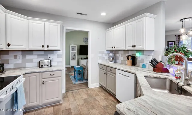 $379,900 | 1015 Stonesthrow Court, Leland, NC 28451