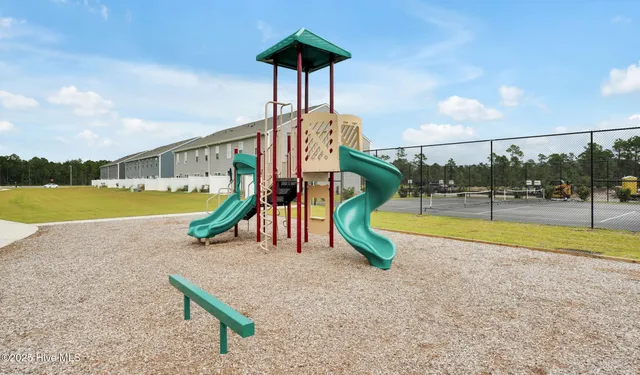 $379,900 | 1015 Stonesthrow Court, Leland, NC 28451