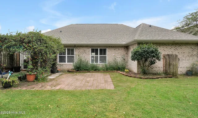 $379,900 | 1015 Stonesthrow Court, Leland, NC 28451