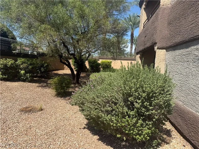 $1,500 | 2200 South Fort Apache Road, Unit 1001, Las Vegas, NV 89117