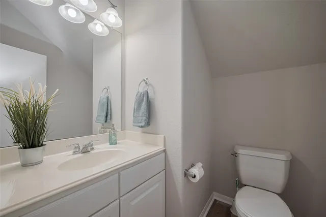 $2,300 | 2810 Meadowbrook Lane, Rosenberg, TX 77471