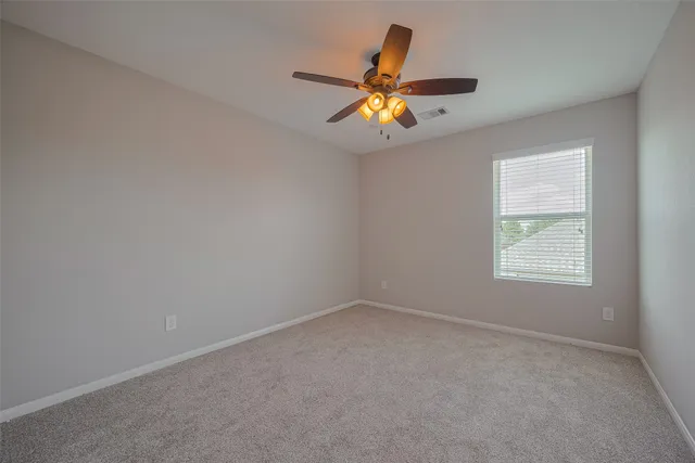 $2,300 | 2810 Meadowbrook Lane, Rosenberg, TX 77471