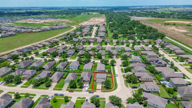 $2,300 | 2810 Meadowbrook Lane, Rosenberg, TX 77471