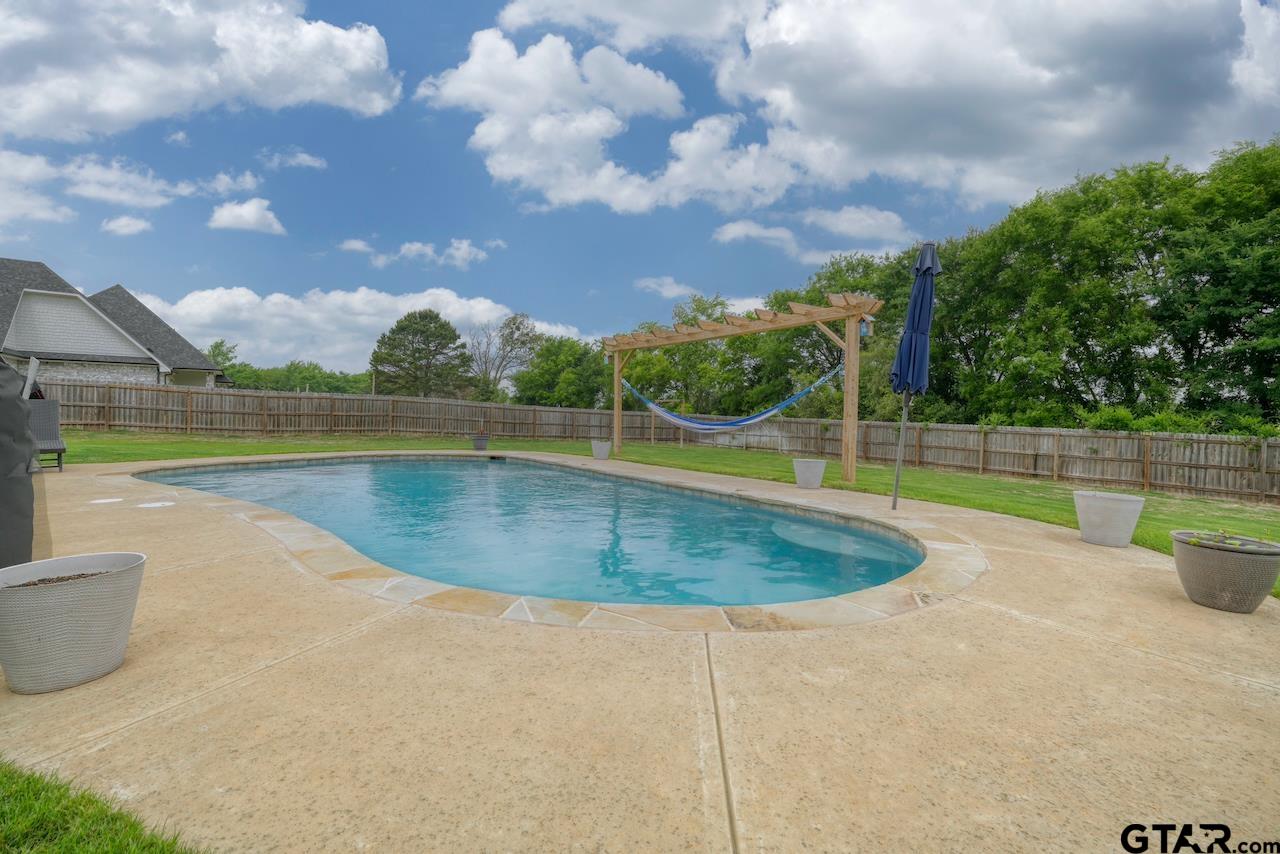19359 Ridge Point Circle Lindale, TX 75771 - Photo 41 of 47