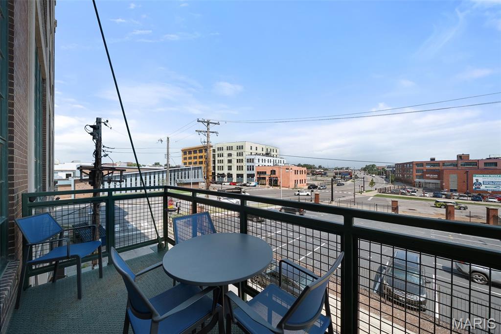 2323 Locust Street, Unit 212 St. Louis, MO 63103 - Photo 7 of 62