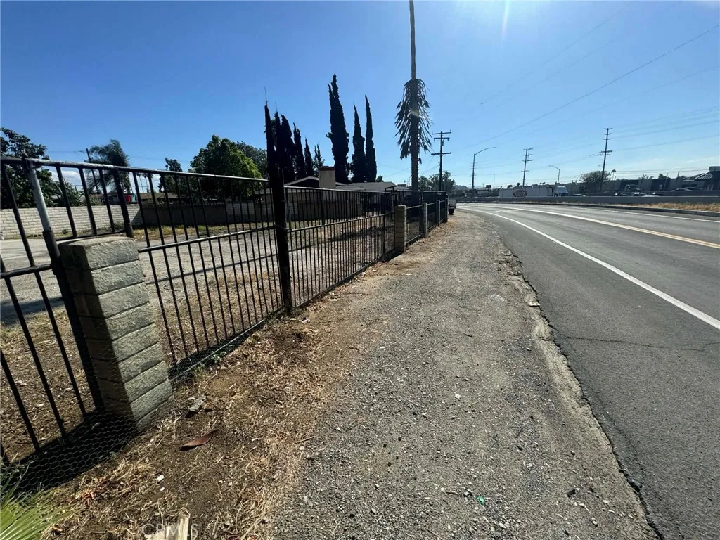 0 East La Cadena Drive Riverside, CA 92507 - Photo 9 of 12 a view of outdoor space and yard