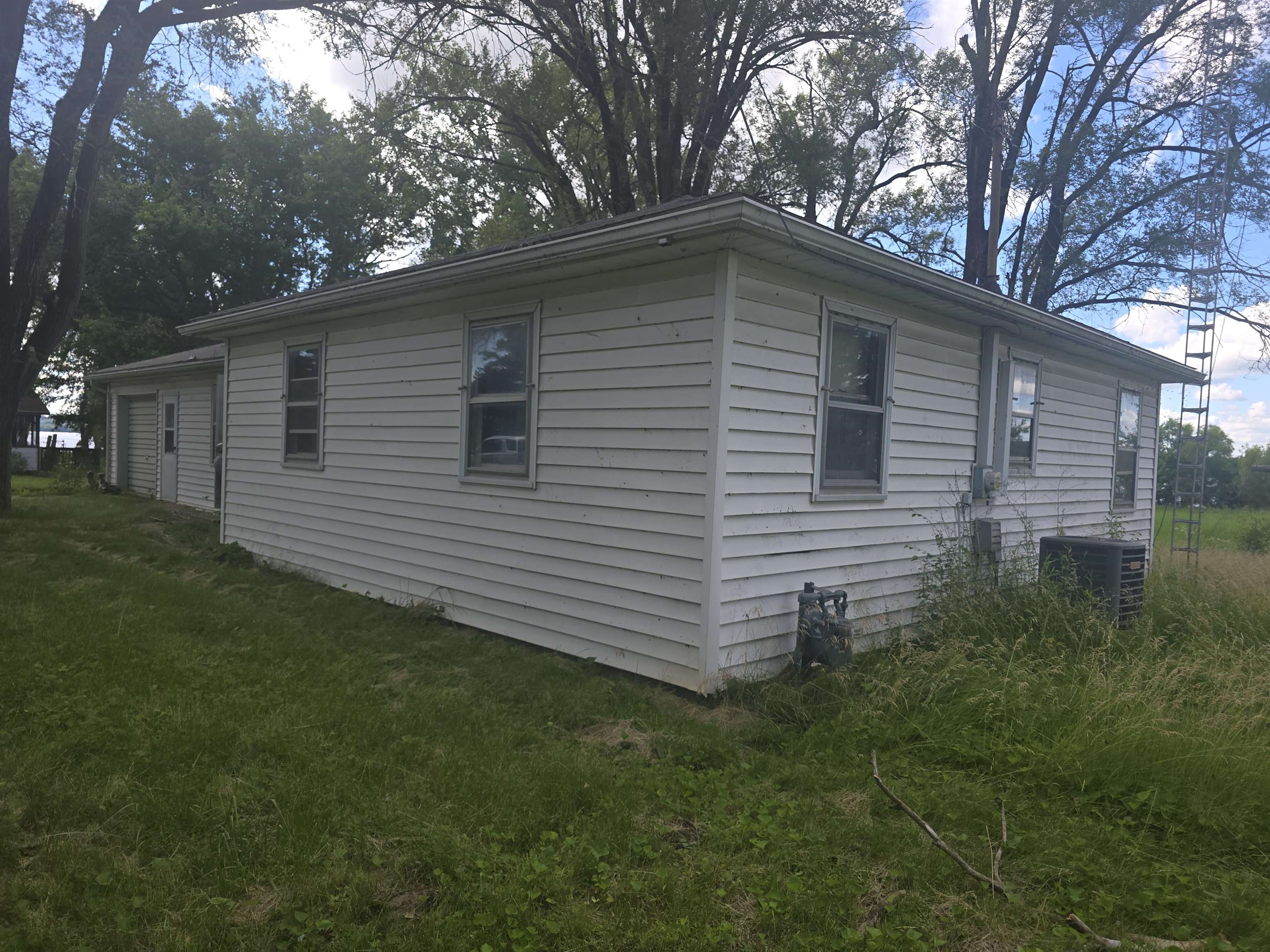 1661 Riverside Drive Pontoosuc, IL 62330 - Photo 10 of 15