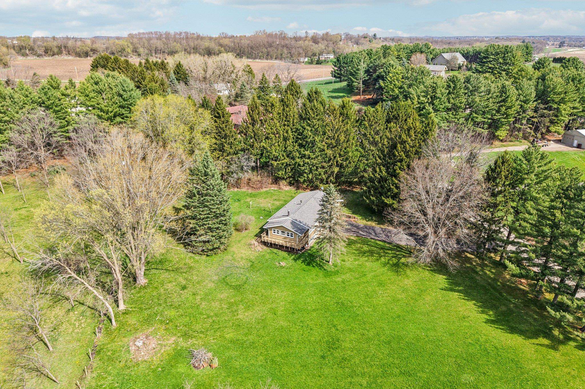 5963 Cherokee Valley Pass Waunakee, WI 53597 - Photo 43 of 46