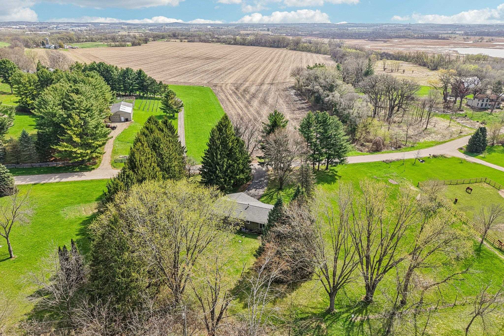 5963 Cherokee Valley Pass Waunakee, WI 53597 - Photo 44 of 46