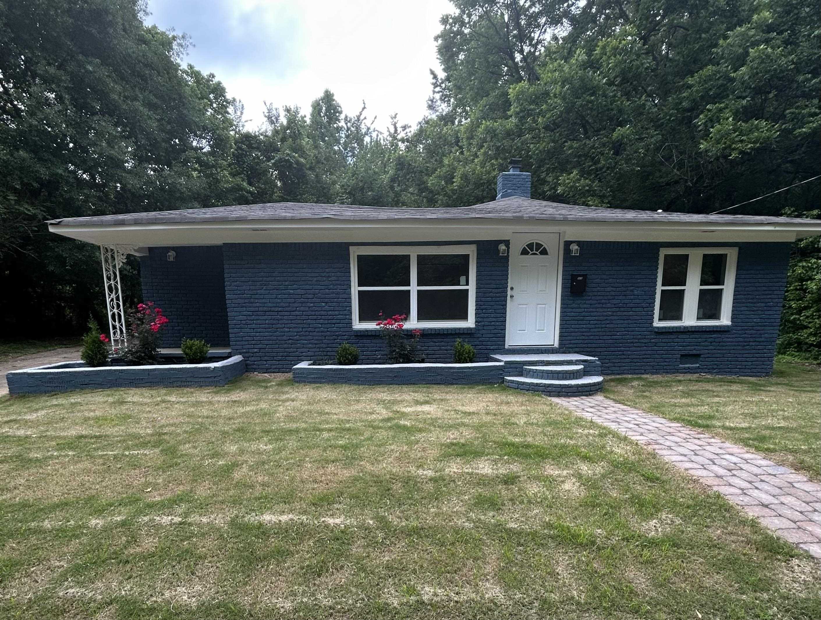 908 Nora Road Memphis, TN 38109 - Photo 1 of 15 Gallery Image 1