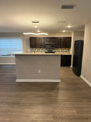 $2,600 | 6174 Jordans Pass Drive, Tallahassee, FL 32304