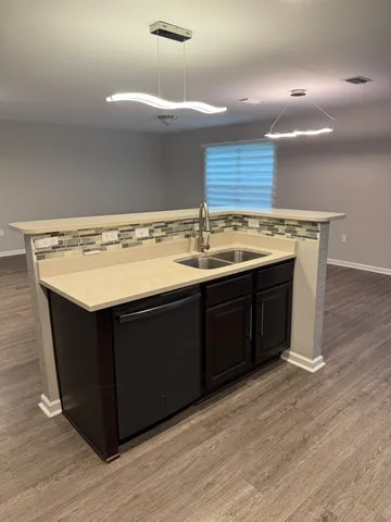 $2,600 | 6174 Jordans Pass Drive, Tallahassee, FL 32304