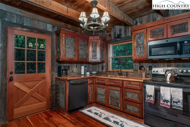 $599,000 | 164 Avery Co High School Road, Unit LOG #2, Newland, NC 28657