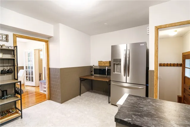 $550,000 | 821 Post Road, Warwick, RI 02888