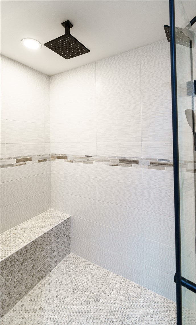 821 Post Road Warwick, RI 02888 - Photo 18 of 50