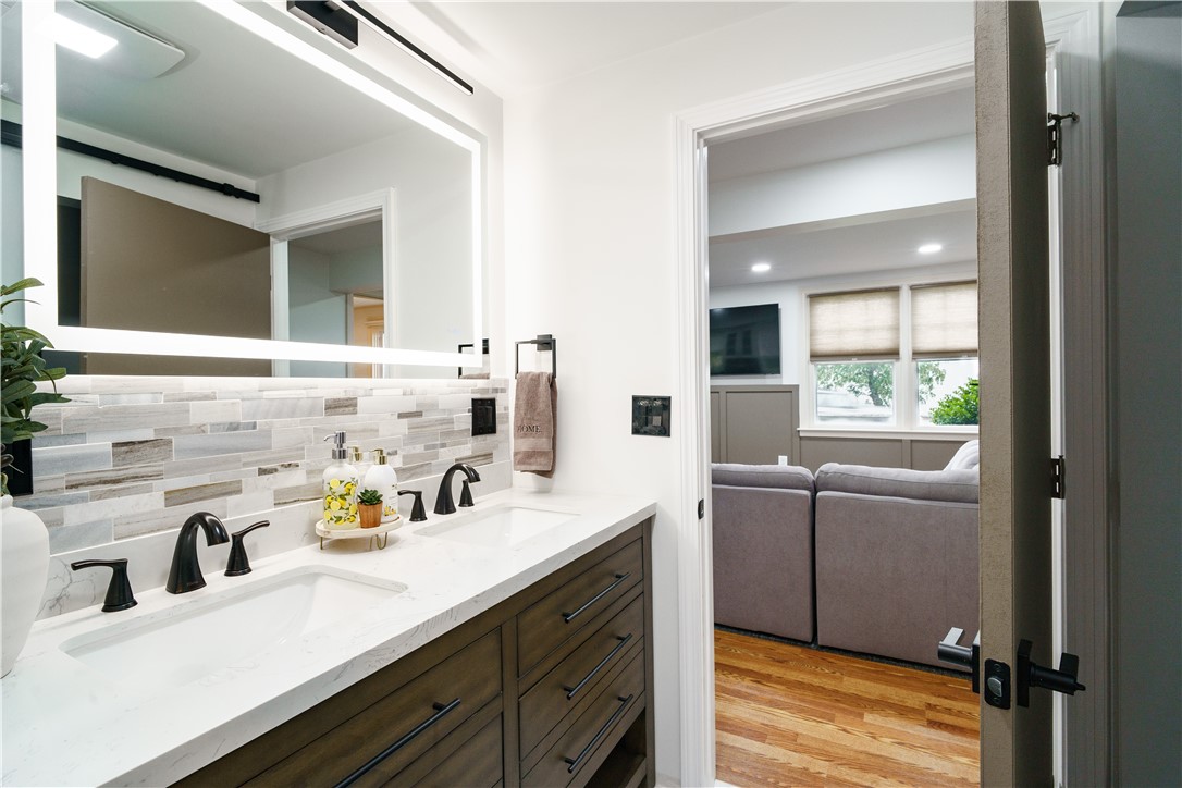 821 Post Road Warwick, RI 02888 - Photo 21 of 50