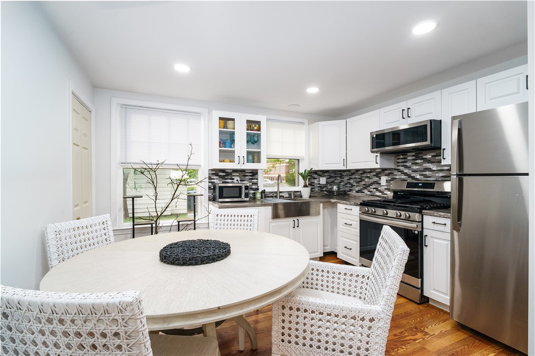 821 Post Road Warwick, RI 02888 - Photo 23 of 50