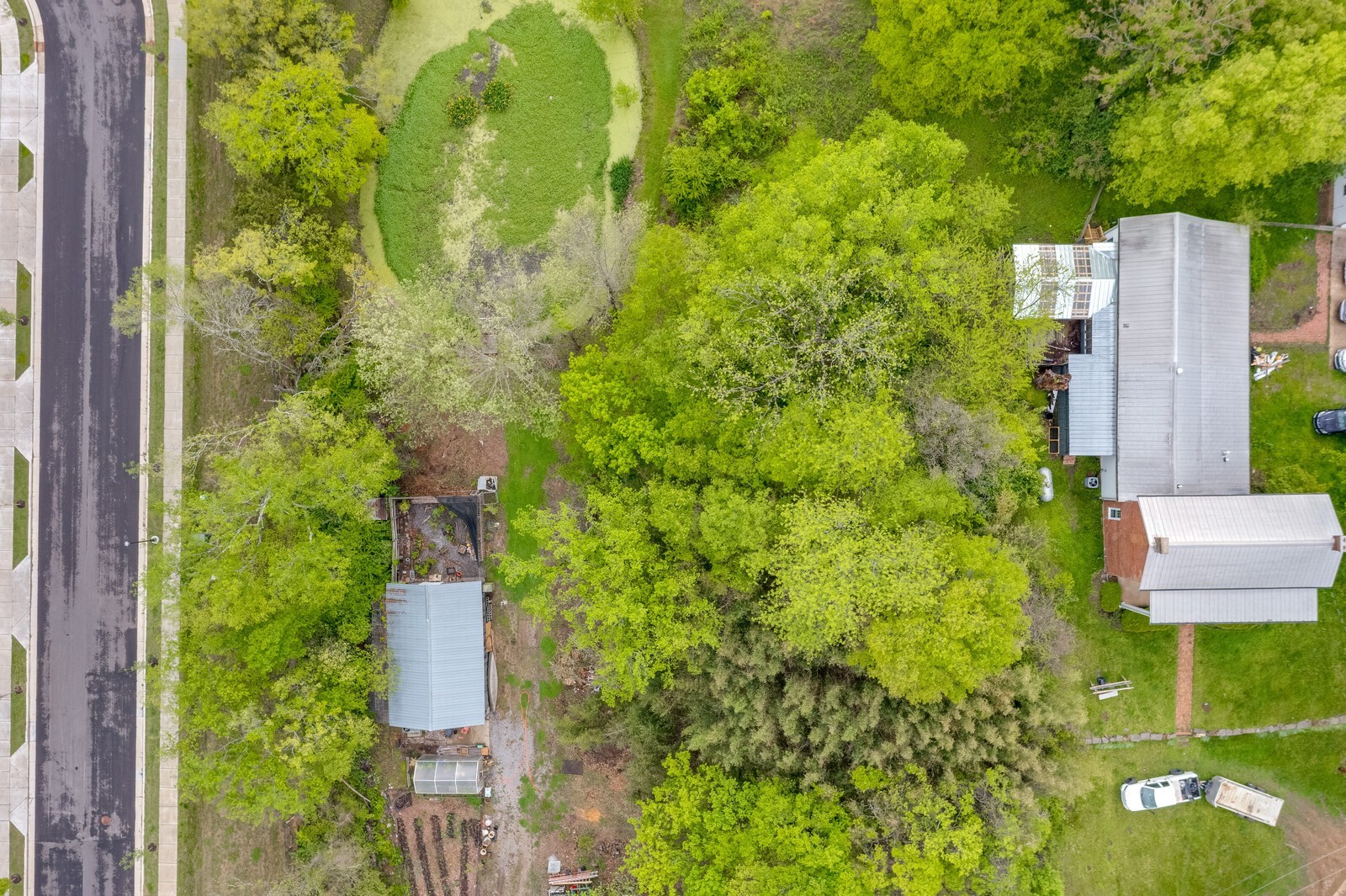 5700 Cane Ridge Road Antioch, TN 37013 - Photo 52 of 61 a backyard of a house with lots of green space