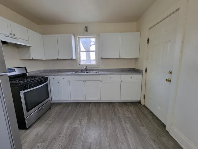 $1,200 | 2453A Mound Road, Unit A, Delavan, WI 53115