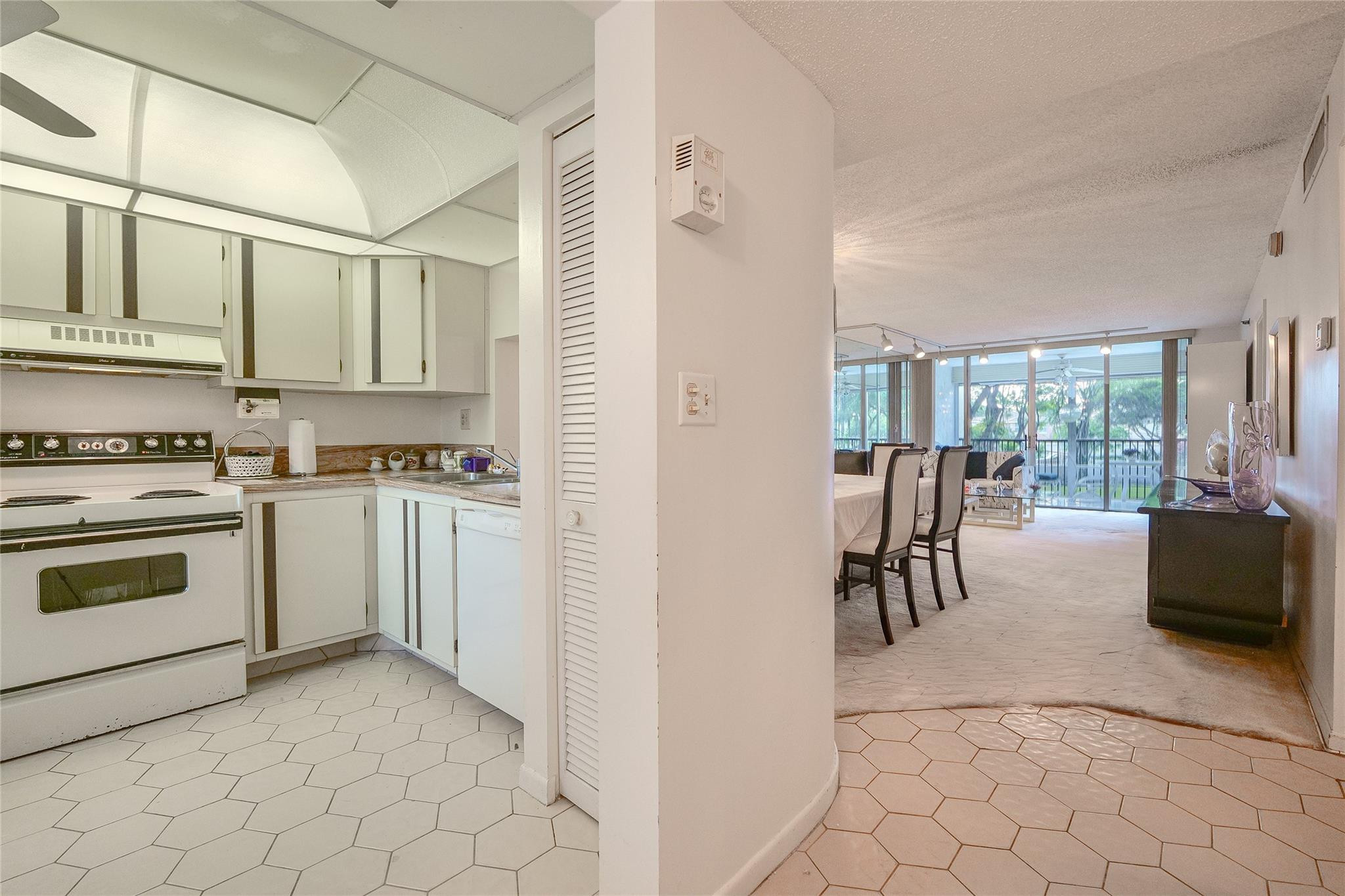 3910 Inverrary Boulevard, Unit 203B Lauderhill, FL 33319 - Photo 11 of 59 Photo 11