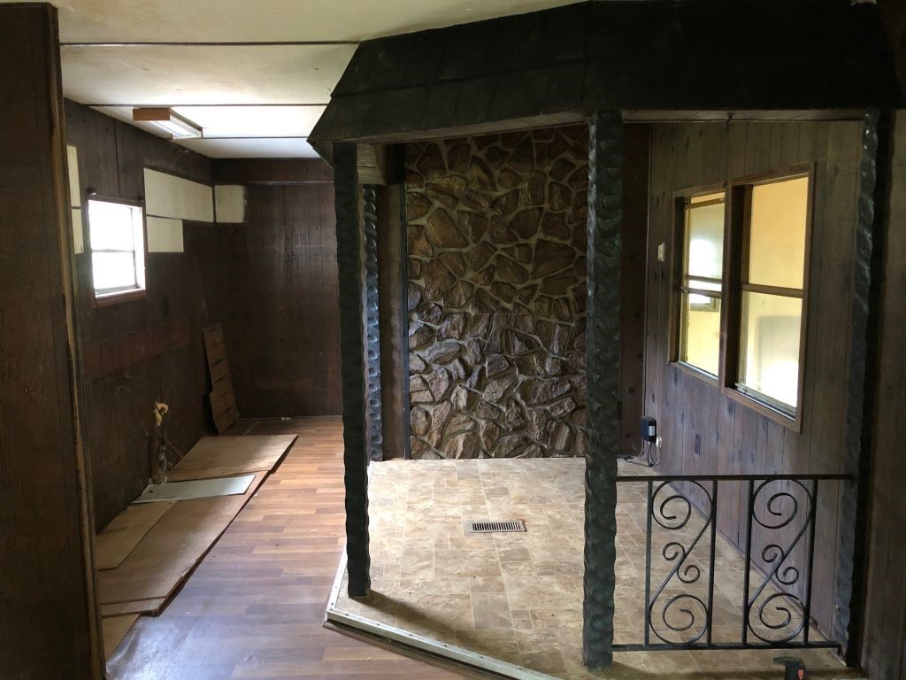 703 Johnson Road Easley, SC 29642 - Photo 2 of 11 Gallery Image 2