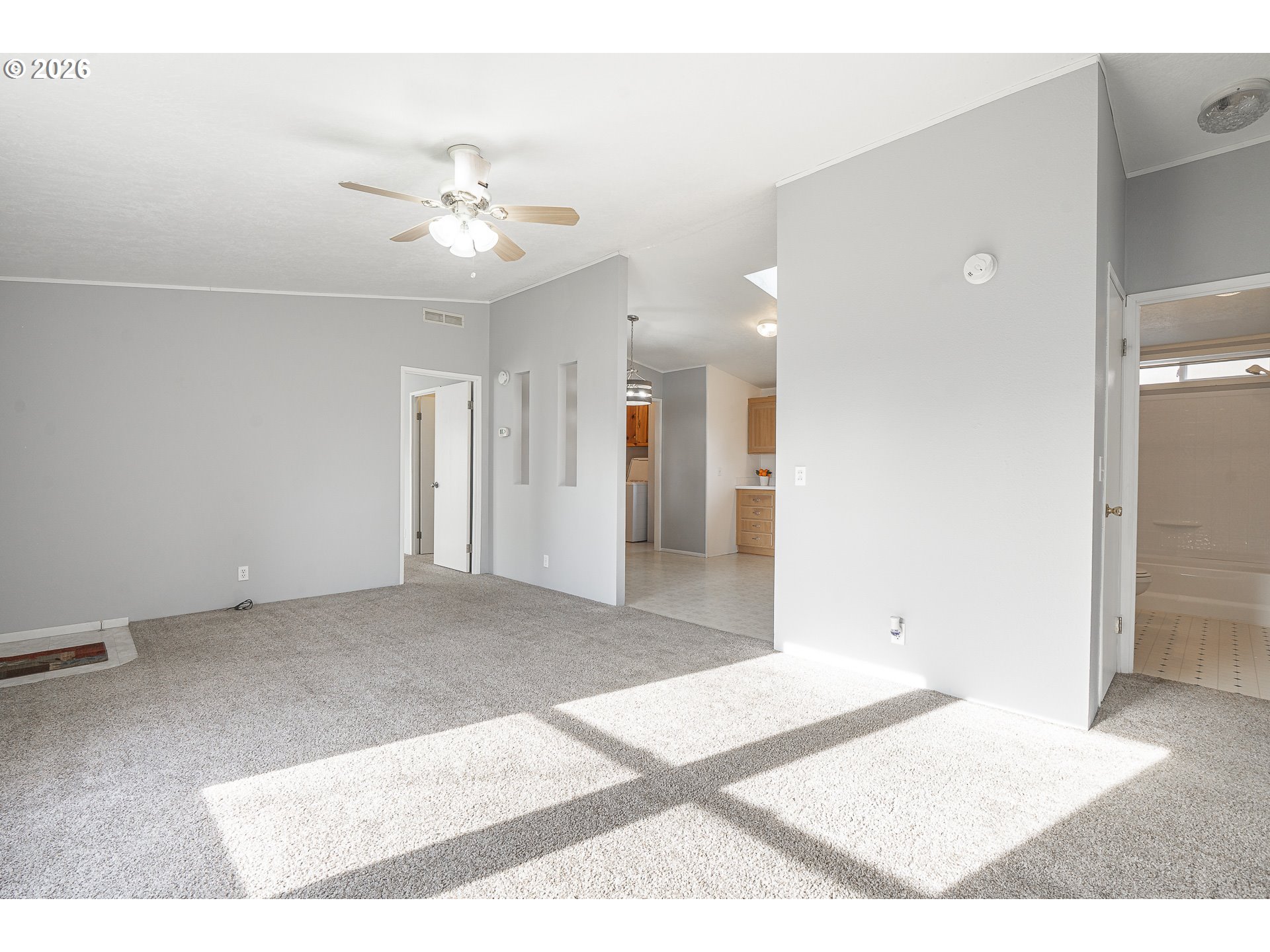 860 West Ellendale Avenue Dallas, OR 97338 - Photo 17 of 33 a view of a livingroom with a ceiling fan