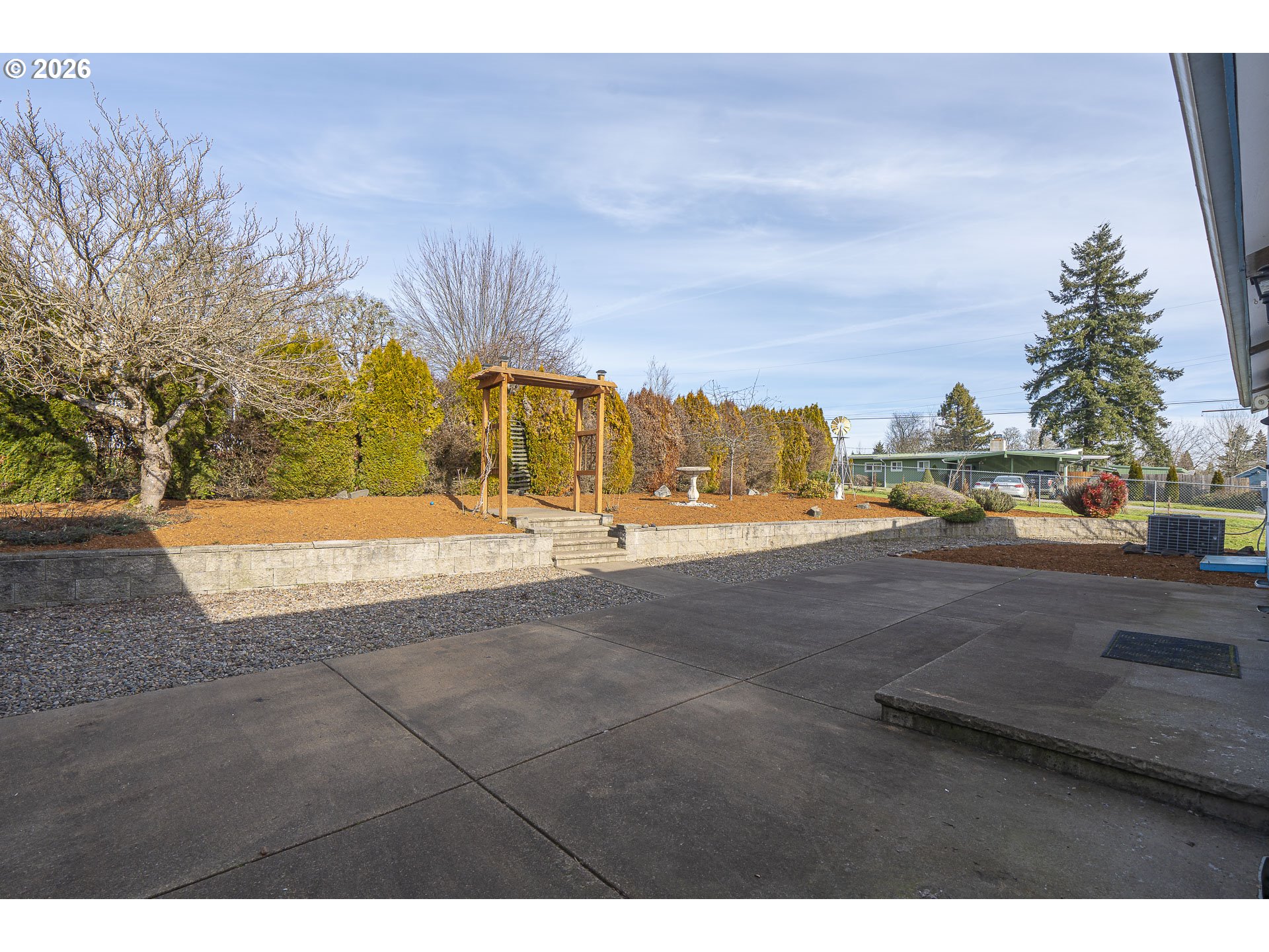860 West Ellendale Avenue Dallas, OR 97338 - Photo 7 of 33 a view of outdoor space with city view