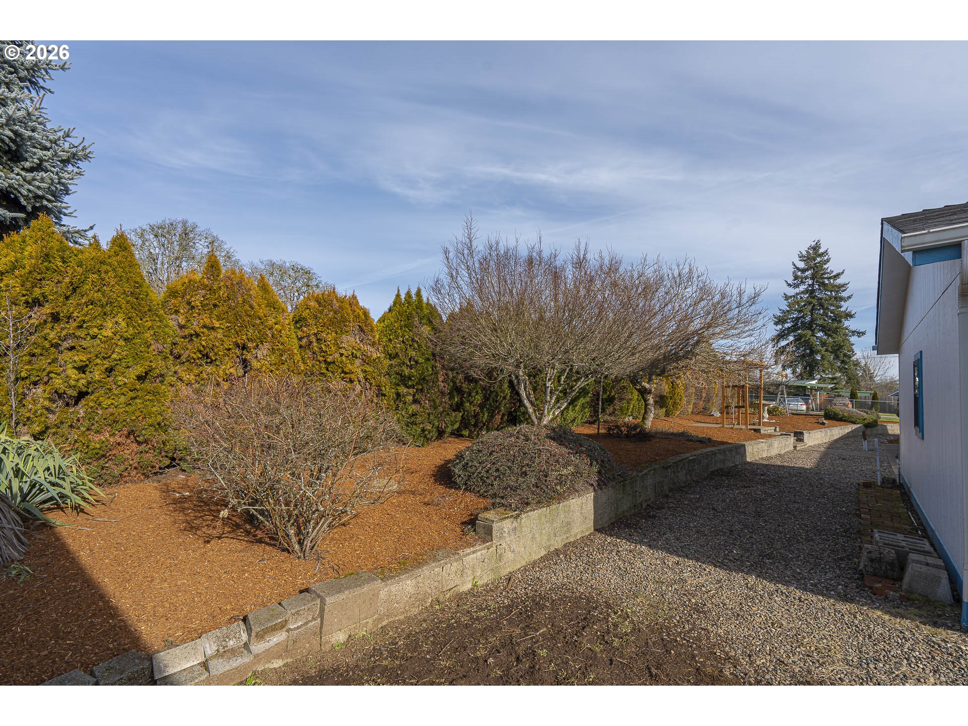 860 West Ellendale Avenue Dallas, OR 97338 - Photo 8 of 33 a view of a yard