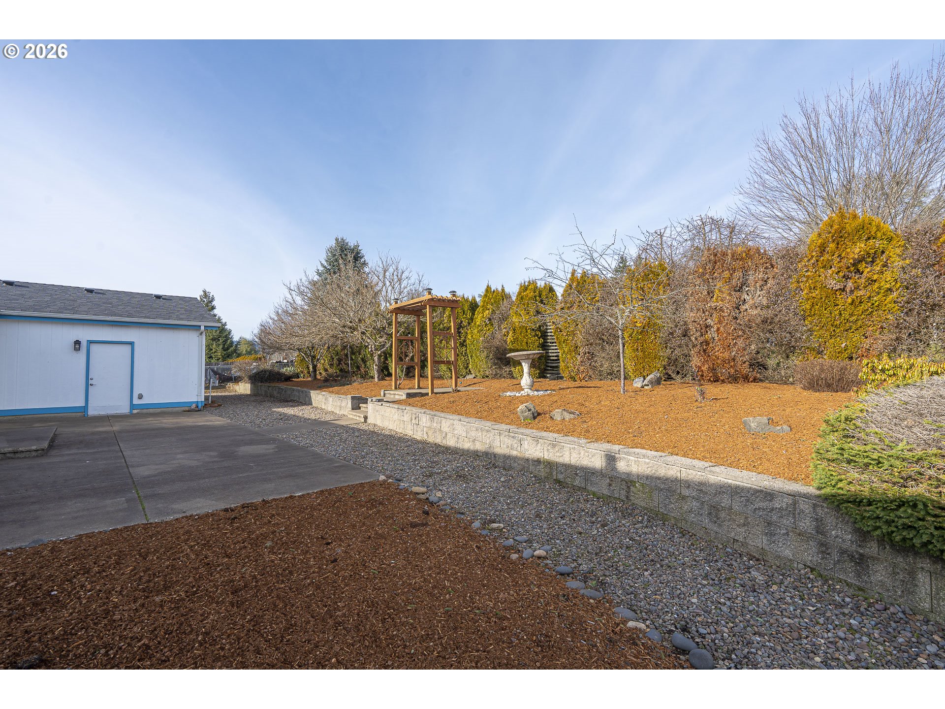 860 West Ellendale Avenue Dallas, OR 97338 - Photo 10 of 33 a view of outdoor space and yard