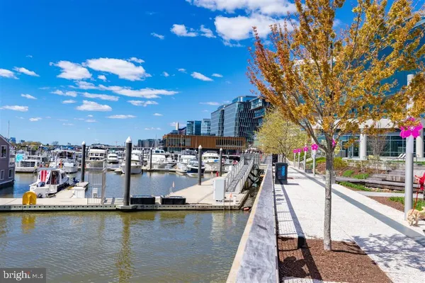 $3,000 | 1435 4th Street Southwest, Unit B712, Washington, DC 20024