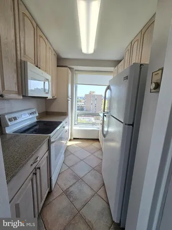 $3,000 | 1435 4th Street Southwest, Unit B712, Washington, DC 20024