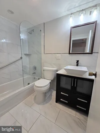 $3,000 | 1435 4th Street Southwest, Unit B712, Washington, DC 20024