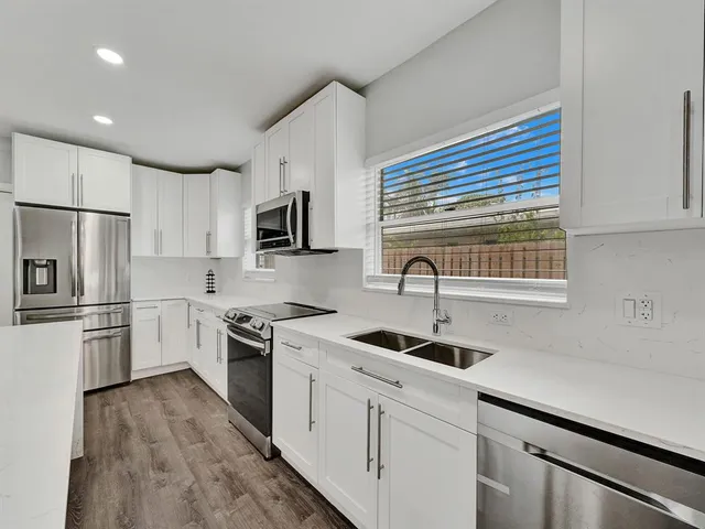 $1,549,000 | 3261 Aqua Vista Drive, Pompano Beach, FL 33062