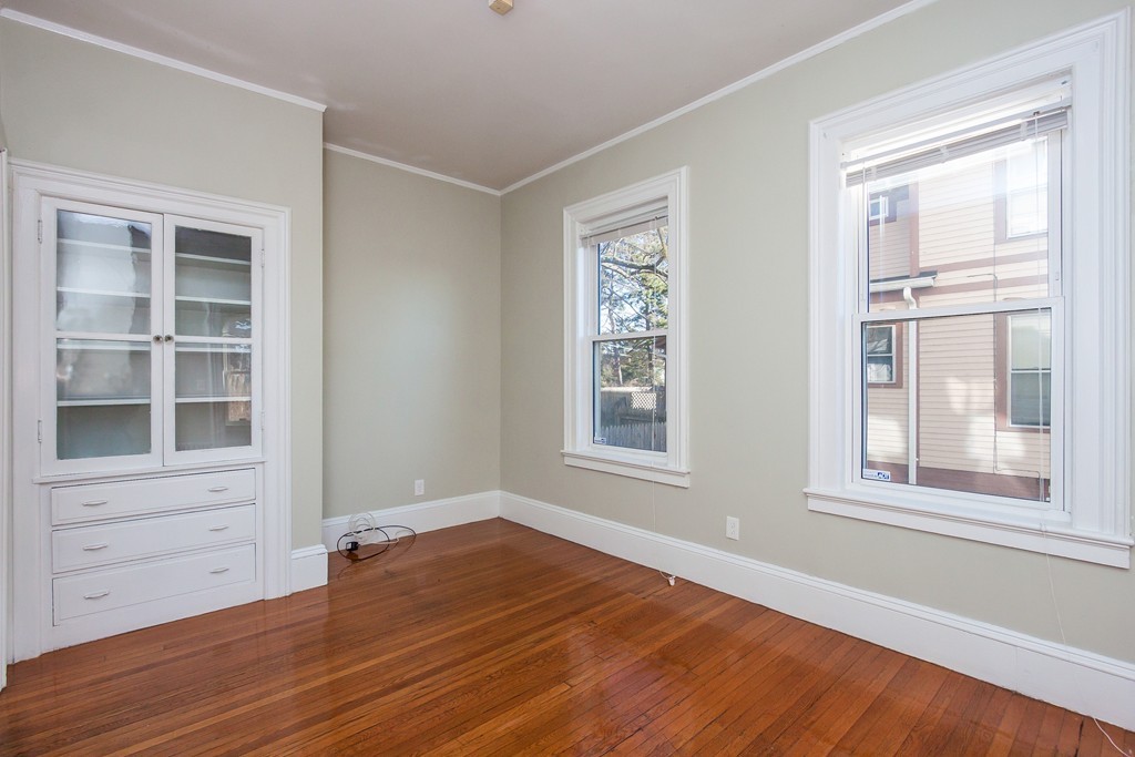 31 Madison Avenue Springfield, MA 01105 - Photo 13 of 30