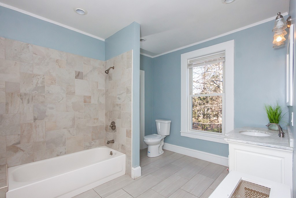 31 Madison Avenue Springfield, MA 01105 - Photo 22 of 30