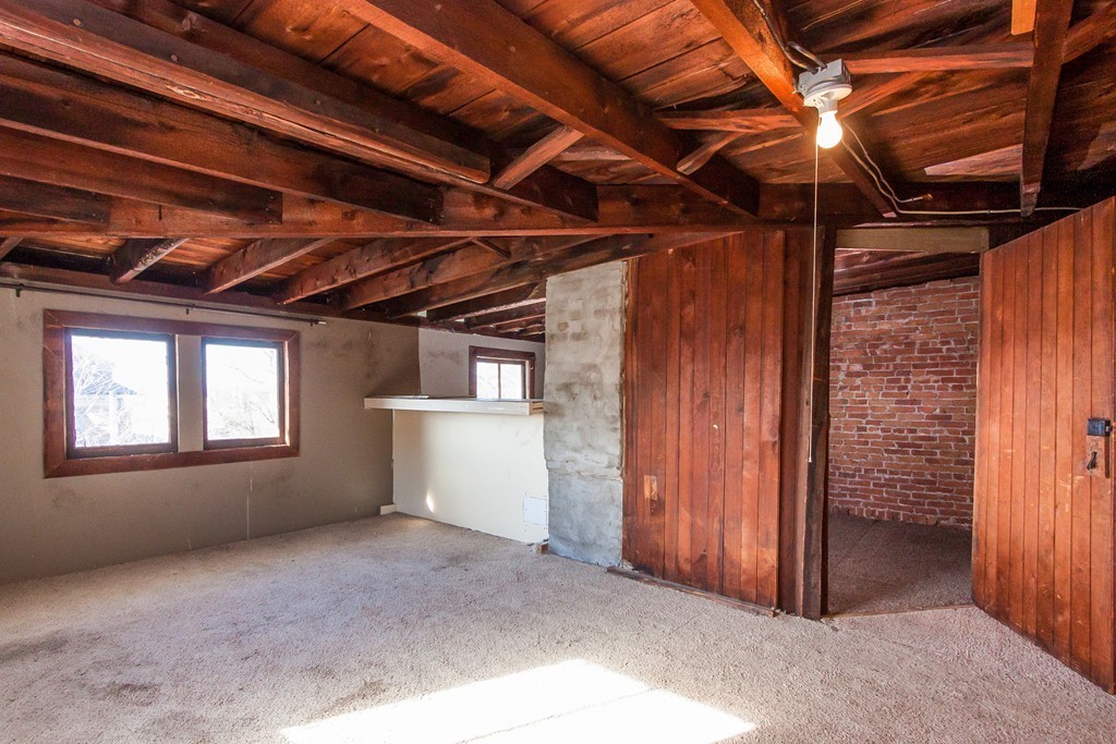 31 Madison Avenue Springfield, MA 01105 - Photo 25 of 30