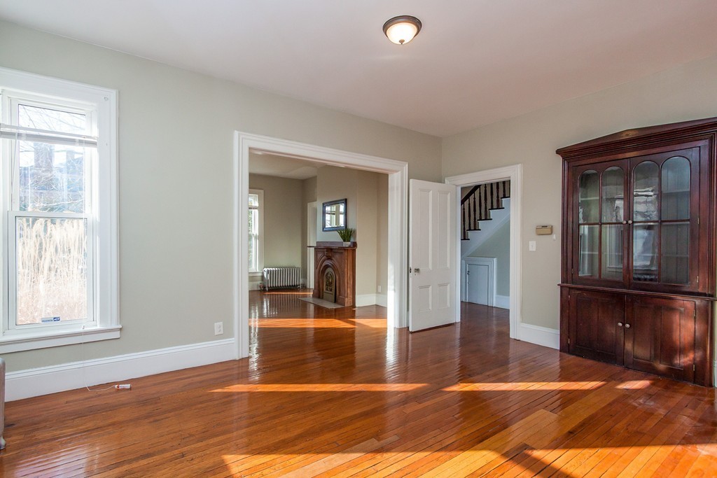 31 Madison Avenue Springfield, MA 01105 - Photo 6 of 30