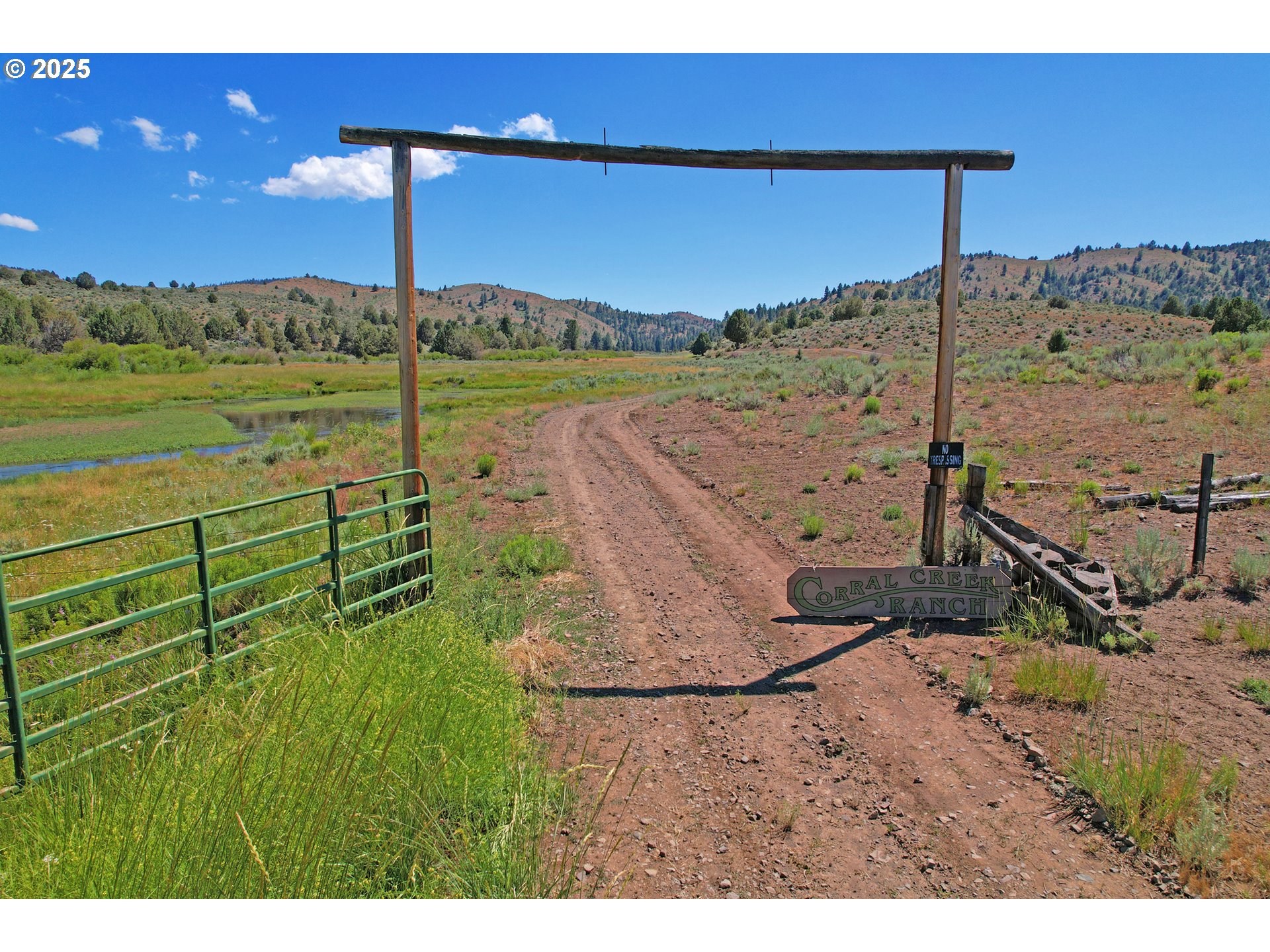 12142 Burns-Izee Road Seneca, OR 97873 - Photo 2 of 40 a view of a outdoor space