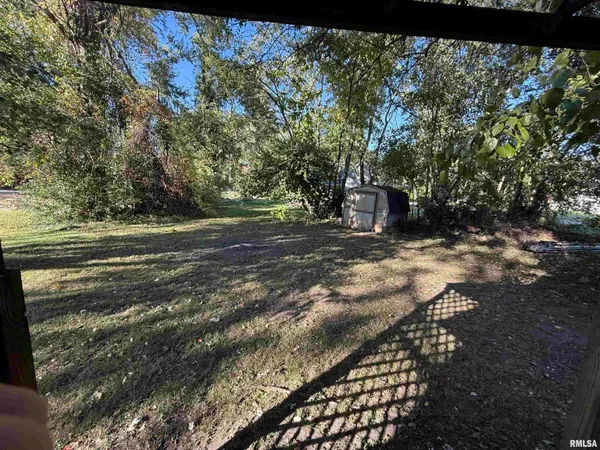 $49,500 | 806 Rodd Street, Carterville, IL 62918