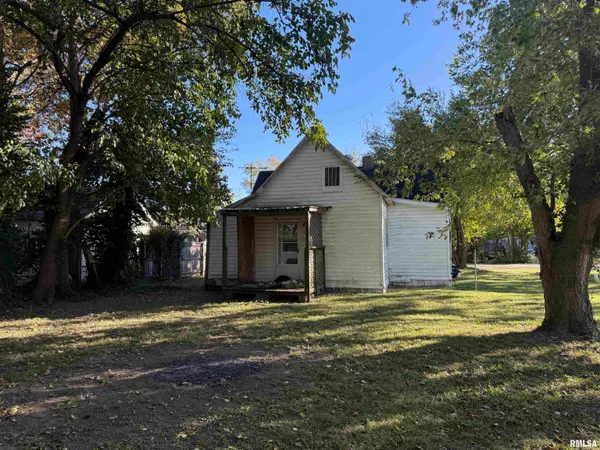 $49,500 | 806 Rodd Street, Carterville, IL 62918