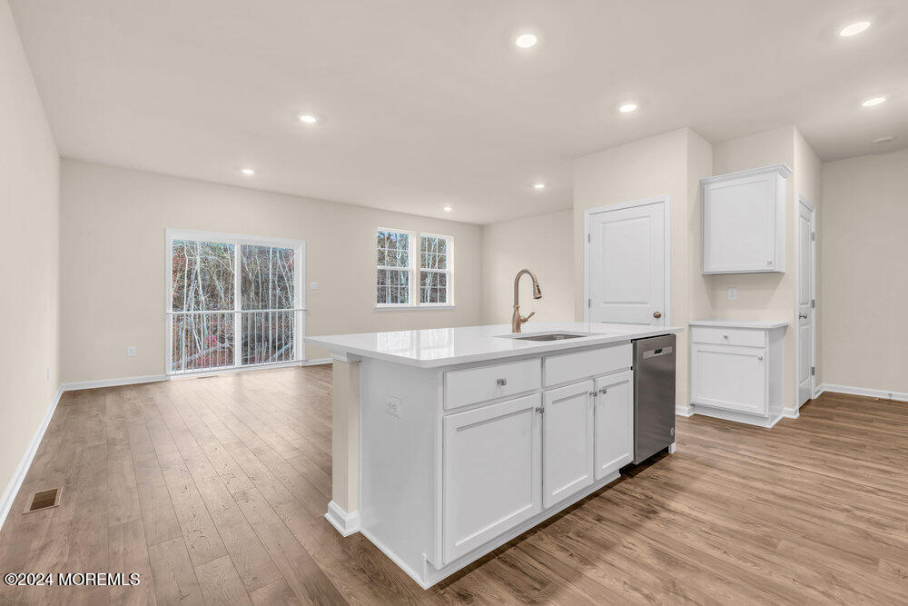 4 Avalon Lane Jackson, NJ 08527 - Photo 3 of 19 Kitchen