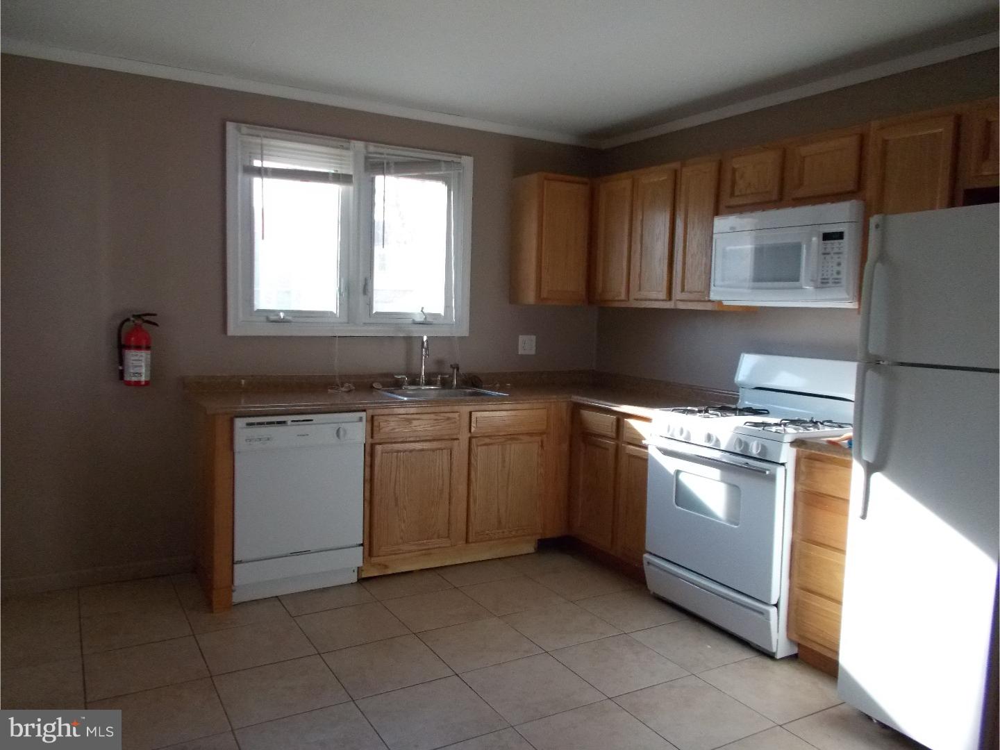 124 Delaware Avenue Delanco, NJ 08075 - Photo 4 of 5